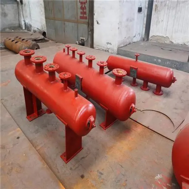 金台分集水器安装高度